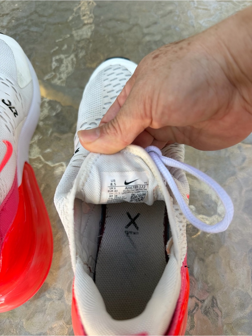 Nike Women’s White & Hot Pink Air Max 270 React Sneakers - Picture 6 of 6